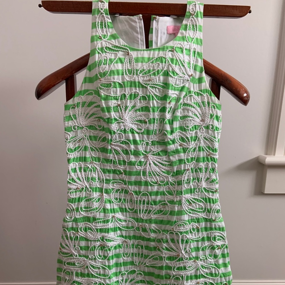 Lilly Pulitzer embroidered rhinestones mini size 2
